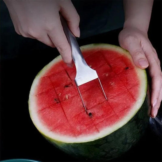 2-in-1 watermelon fork slicer - perfectly dices