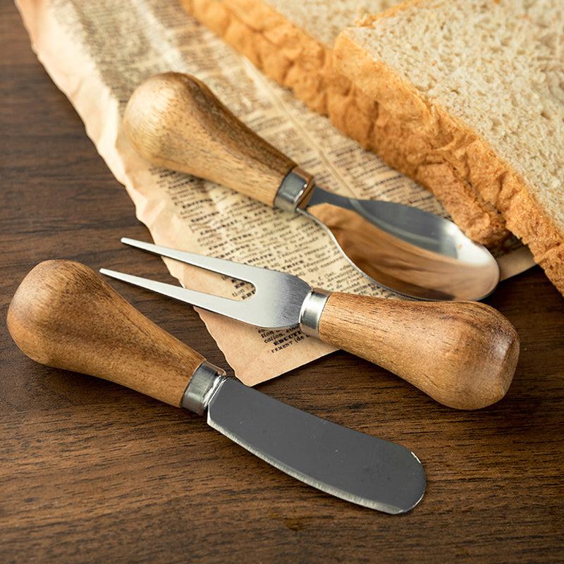 3-piece butter knife set in stainless steel and wood