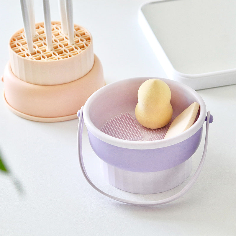 3-in-1 cleaning bowl for make-up brush