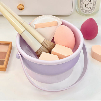 3-in-1 cleaning bowl for make-up brush