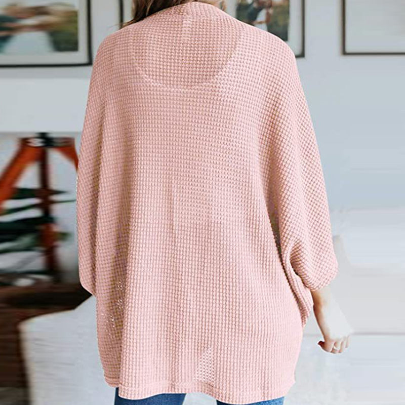 3/4-sleeved knitted cardigan for everyday wear or home use