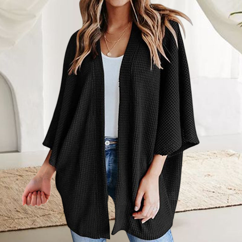 3/4-sleeved knitted cardigan for everyday wear or home use