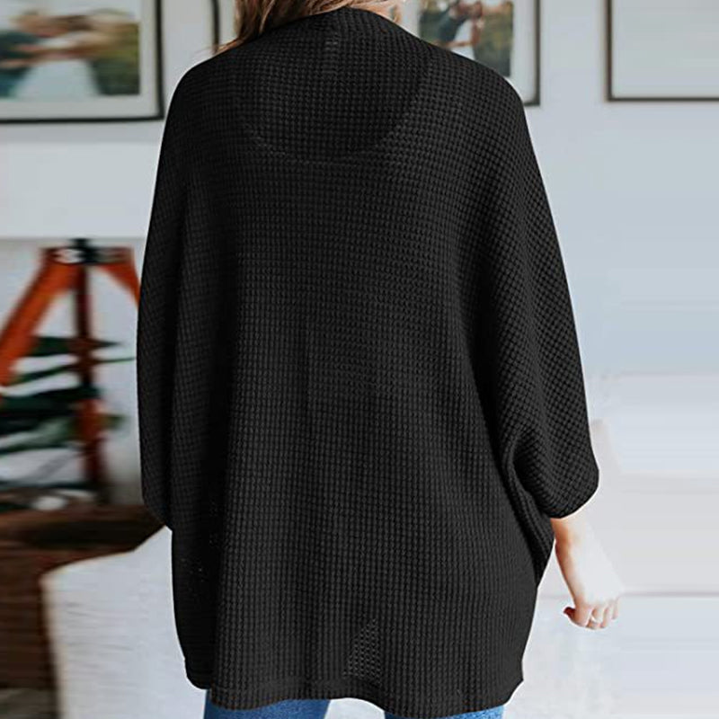 3/4-sleeved knitted cardigan for everyday wear or home use