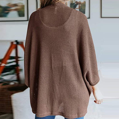 3/4-sleeved knitted cardigan for everyday wear or home use