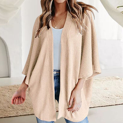 3/4-sleeved knitted cardigan for everyday wear or home use