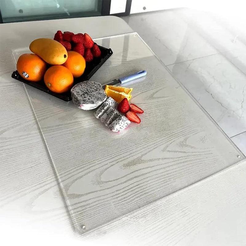 Acrylic anti-slip cutting board - transparent and practical