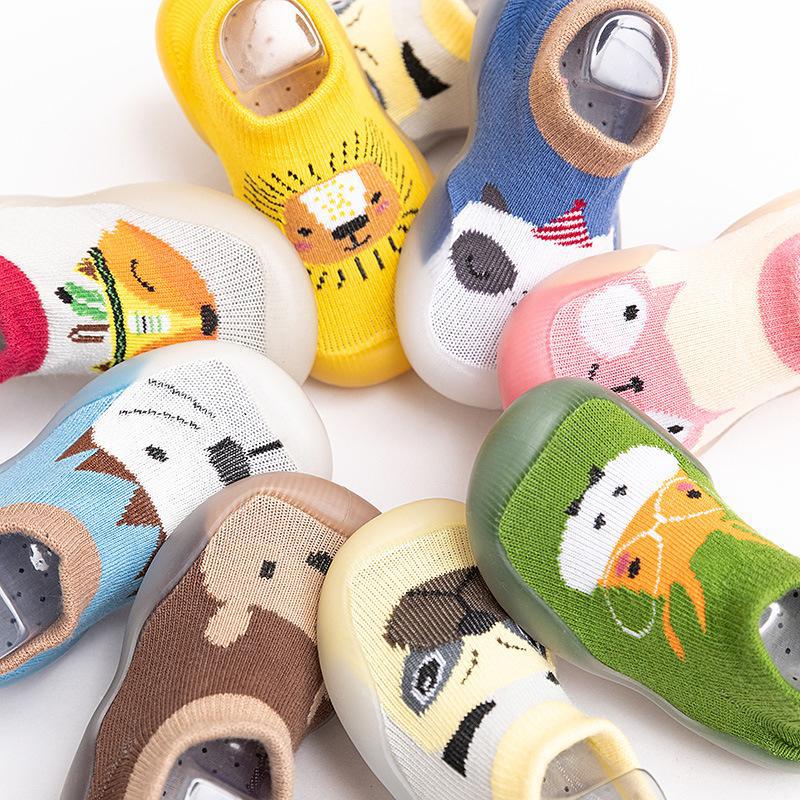 Anti-slip baby slippers with animal pattern