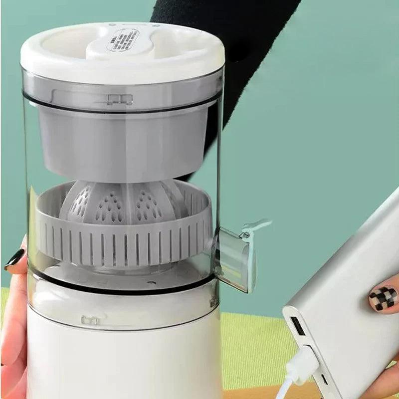 Automatic juicer - wireless and USB rechargeable