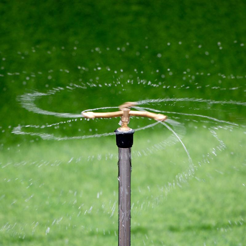 Automatic rotating water sprinkler for the garden