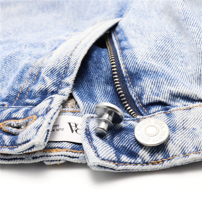 Detachable metal buttons - adjust the garment easily