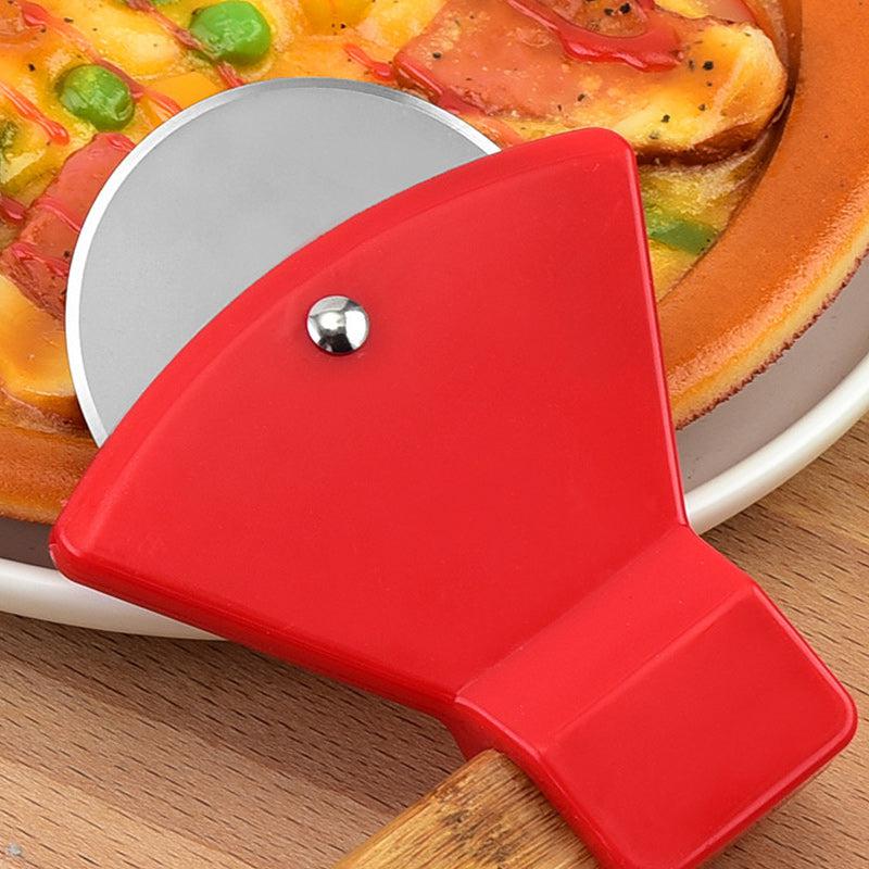 Ax shaped pizza wheel - cut with precision