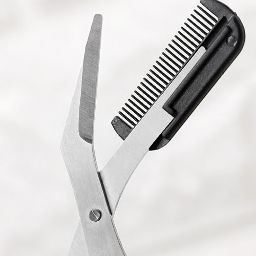 Eyebrow scissors with comb for precise trimming