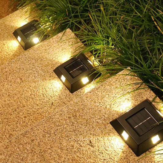 Solar wall lamp for outdoor lighting