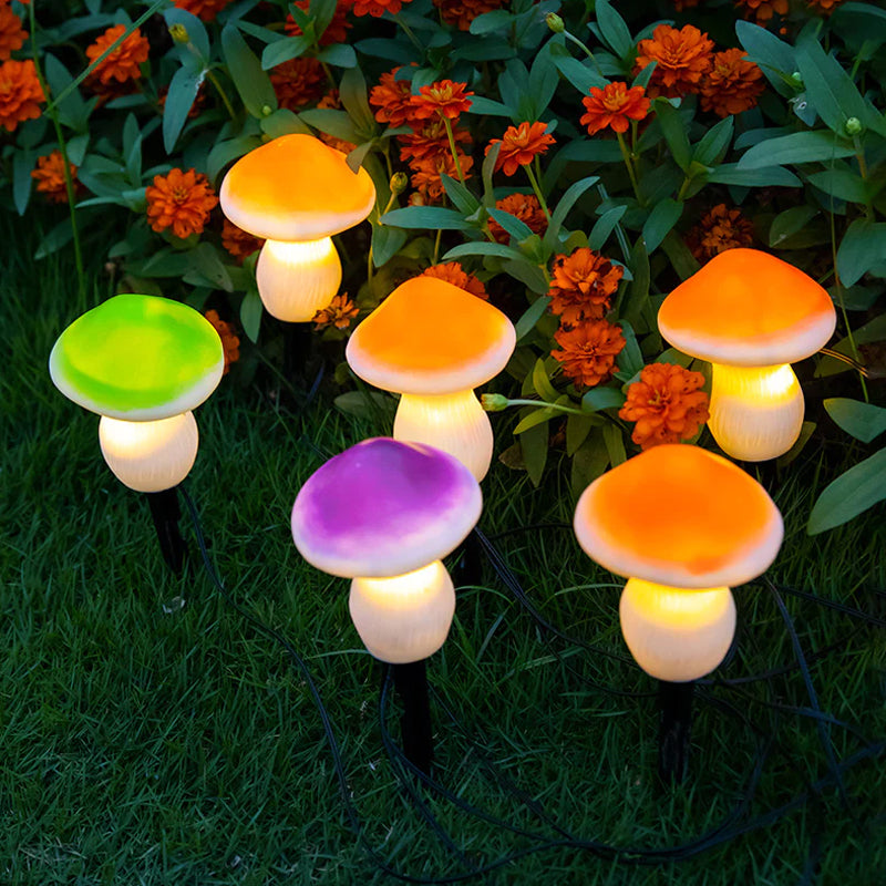 Solar powered garden lights in mushroom design - patio decor