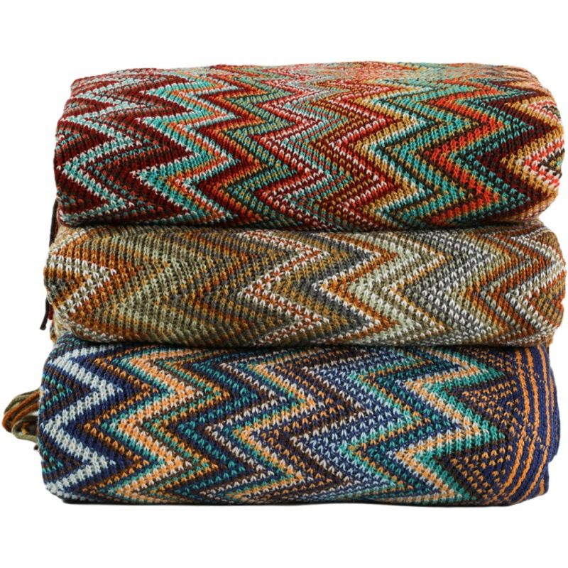 Knitted blankets in lovely patterns