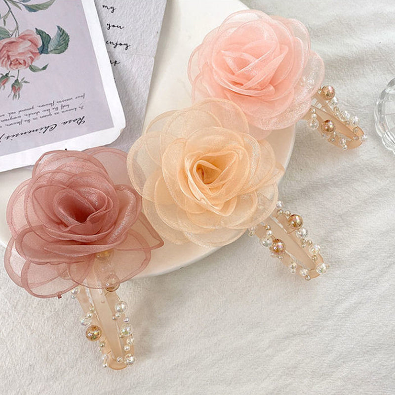 Beautiful flower hair clips for any occasion