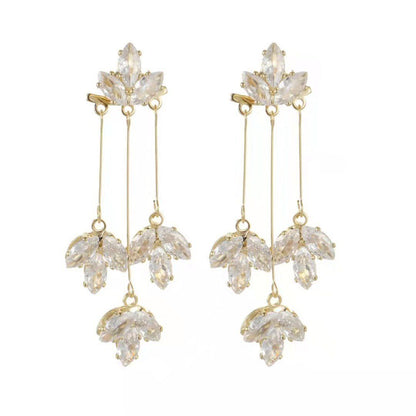 Beautiful "maple leaf with crystals" earrings, Norwegian fashion