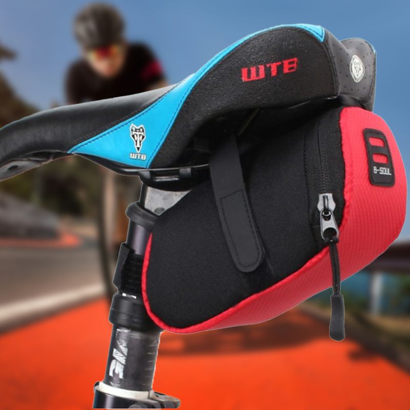 Water-resistant bike bag for the rear