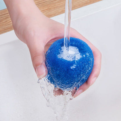 Washing balls for gentle and effective cleaning