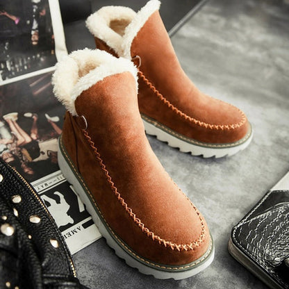 Winter snow boots with flat heels for women